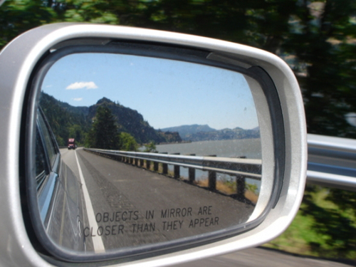 rear-view-mirror-6014-1416477674.jpg